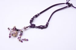 Collier aromathérapique Violet, pièce